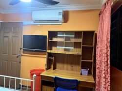 Blk 558 Jurong West Street 42 (Jurong West), HDB 5 Rooms #628120011
